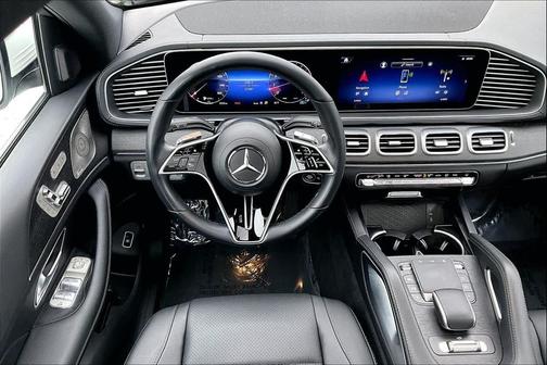 2024 Mercedes-Benz GLS 450 4MATIC