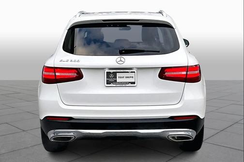 2017 Mercedes-Benz GLC 300 Base