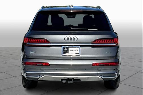 2021 Audi Q7 55 Premium