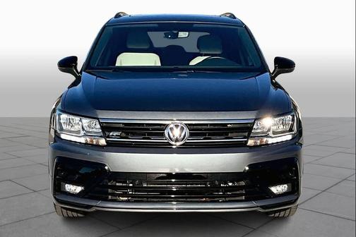 2020 Volkswagen Tiguan 2.0T SE R-Line Black