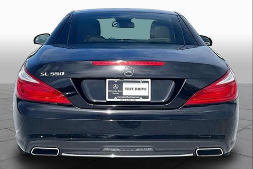 Obsidian Black Metallic 2016 Mercedes-Benz SL 550 SL 550