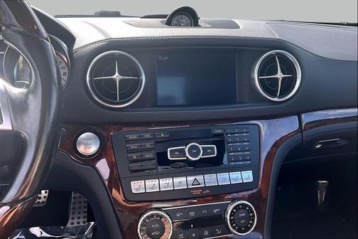 Obsidian Black Metallic 2016 Mercedes-Benz SL 550 SL 550