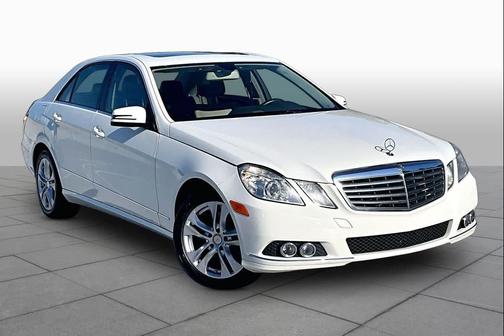 Arctic White 2011 Mercedes-Benz E-Class E 350 Luxury