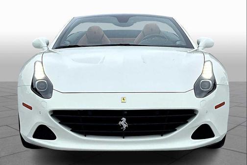 2016 Ferrari California T