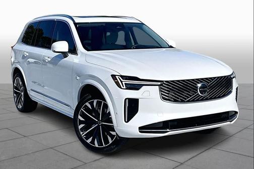 2025 Volvo XC90 B6 Ultra