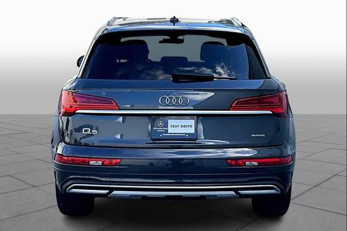 2021 Audi Q5 45 Premium Plus