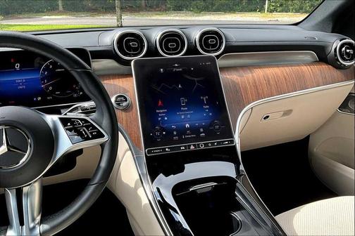 2024 Mercedes-Benz GLC 300 4MATIC