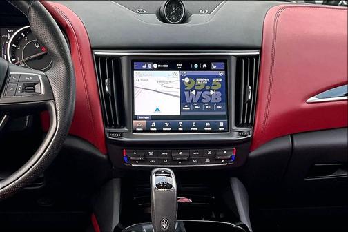 2021 Maserati Levante Base