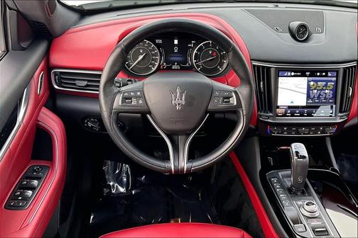 2021 Maserati Levante Base