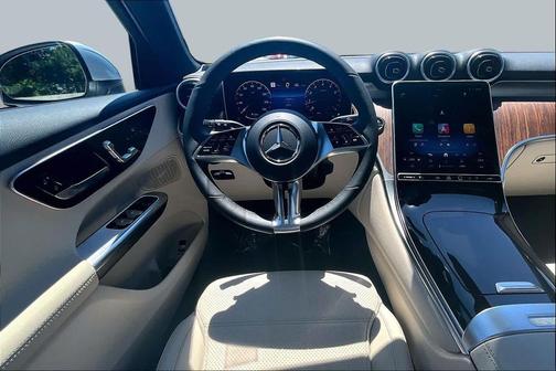 Cirrus Silver Metallic 2026 Mercedes-Benz GLC 300 Base