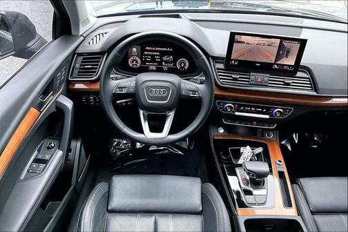 2021 Audi Q5 45 Prestige