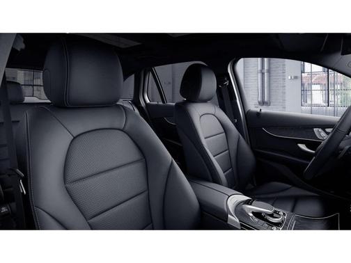 2017 Mercedes-Benz GLC 300 Base