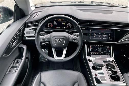 2020 Audi Q8 55 Premium Plus