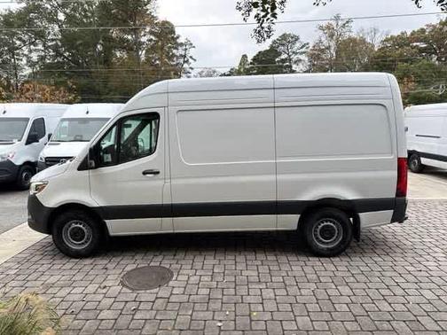 2025 Mercedes-Benz Sprinter 2500 Standard Roof