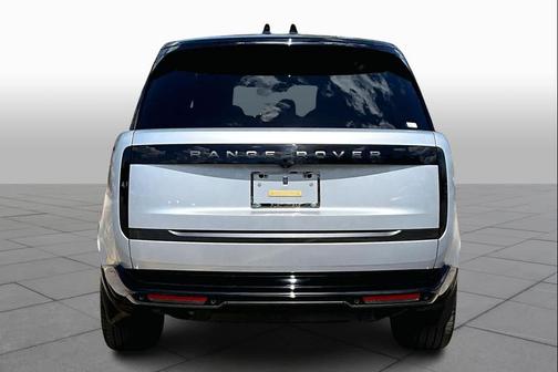 Ionian Silver SV Bespoke Ultra Metallic Satin 2025 Land Rover Range Rover P400 SE