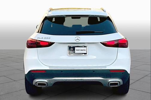 2025 Mercedes-Benz GLA 250 4MATIC