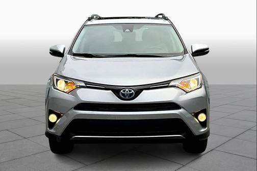 2017 Toyota RAV4 Hybrid SE