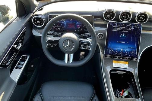 2026 Mercedes-Benz GLC 300 Base