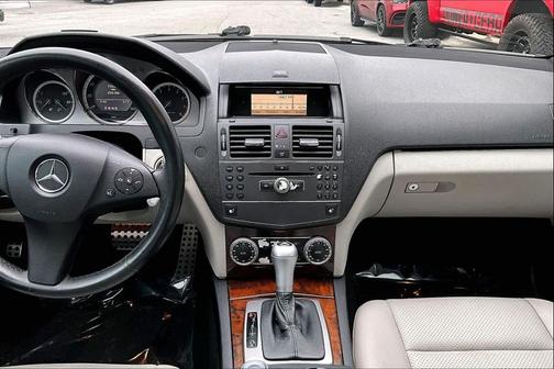 2010 Mercedes-Benz C-Class Sport