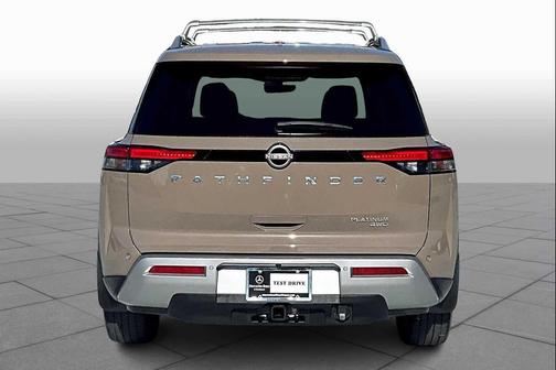 2023 Nissan Pathfinder Platinum 4WD