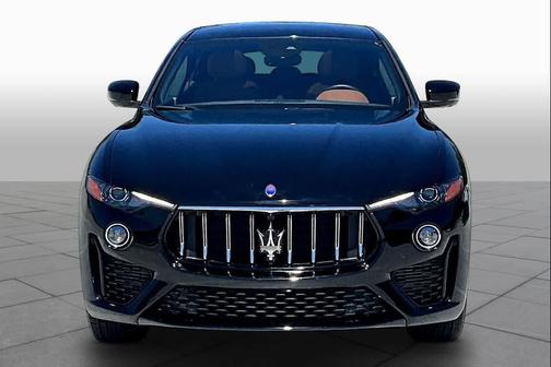BLACK 2021 Maserati Levante Base