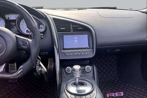 BLACK 2011 Audi R8 5.2 quattro Spyder