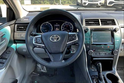 2017 Toyota Camry XLE