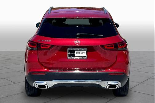 MANUFAKTUR Patagonia Red 2022 Mercedes-Benz GLA 250 Base