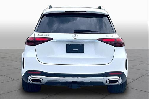 Polar White 2026 Mercedes-Benz GLE 450 4MATIC