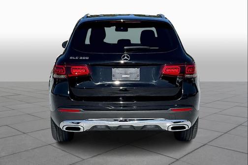 2022 Mercedes-Benz GLC 300 Base