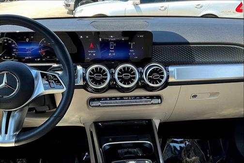 2025 Mercedes-Benz GLB 250 Base