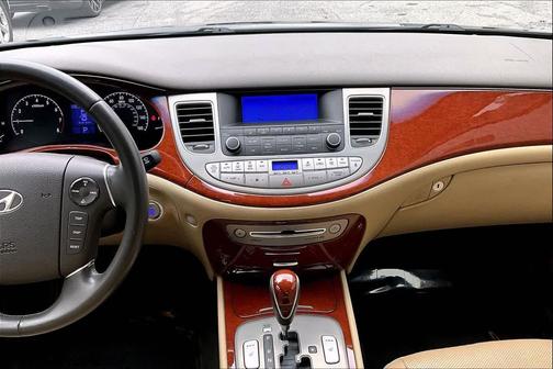 2013 Hyundai Genesis 3.8