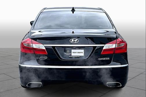 2013 Hyundai Genesis 3.8