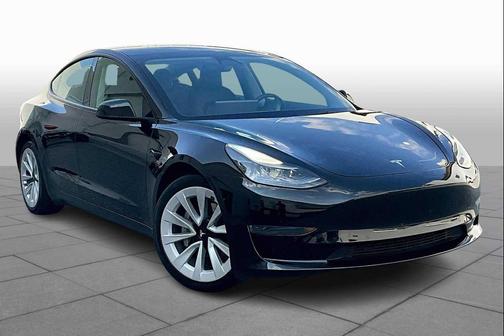 2022 Tesla Model 3 Standard Range