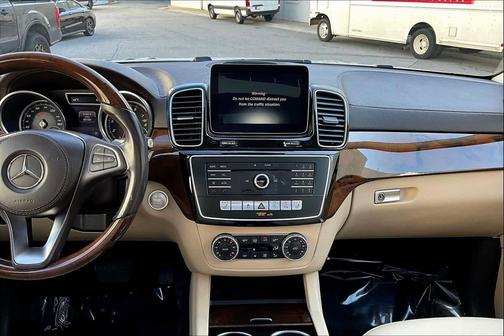 2017 Mercedes-Benz GLS 450 4MATIC