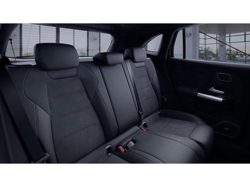 2021 Mercedes-Benz GLA 250 Base 4MATIC