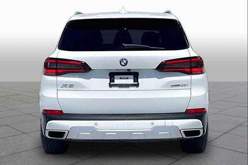 Alpine White 2022 BMW X5 sDrive40i