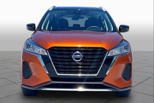 Monarch Orange/Super Black 2021 Nissan Kicks SV