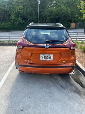Monarch Orange/Super Black 2021 Nissan Kicks SV