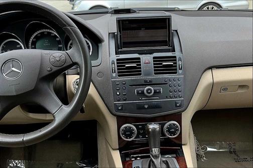 2011 Mercedes-Benz C-Class Luxury