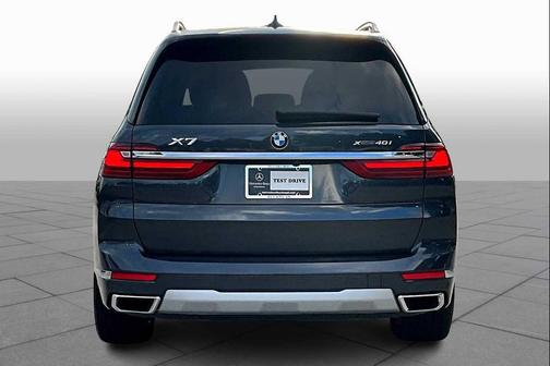 2021 BMW X7 xDrive40i