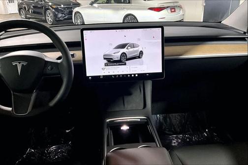 2024 Tesla Model Y Long Range Dual Motor All-Wheel Drive