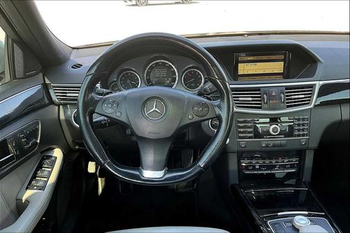 2011 Mercedes-Benz E-Class 4MATIC