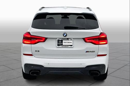 2019 BMW X3 M40i