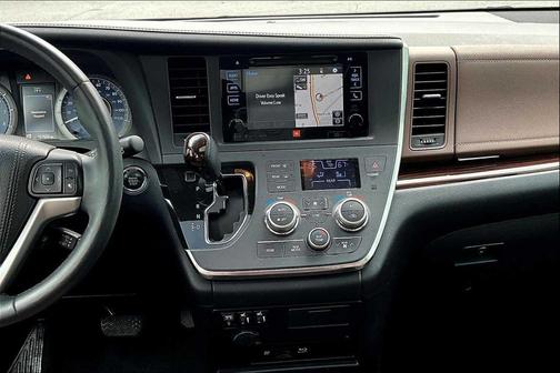 2016 Toyota Sienna Limited