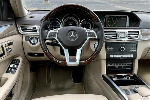 Black 2016 Mercedes-Benz E-Class E 350 Luxury