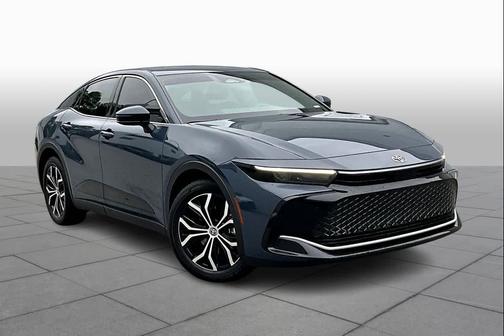 2025 Toyota Crown XLE