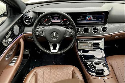 2017 Mercedes-Benz E-Class 4MATIC