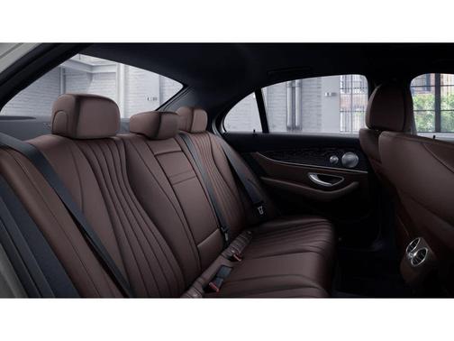 2017 Mercedes-Benz E-Class 4MATIC
