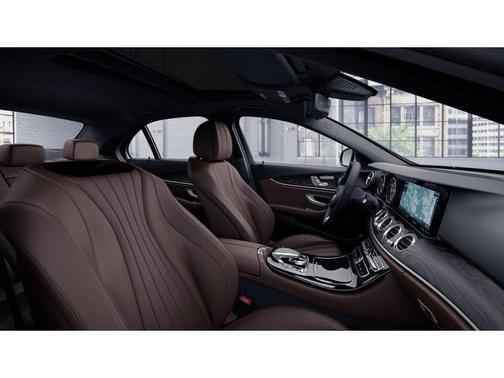 2017 Mercedes-Benz E-Class 4MATIC